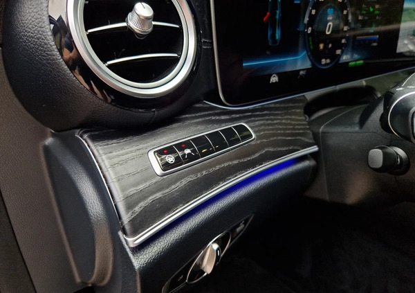 Mercedes-Benz Klasa E cena 149900 przebieg: 103000, rok produkcji 2019 z Włocławek małe 742